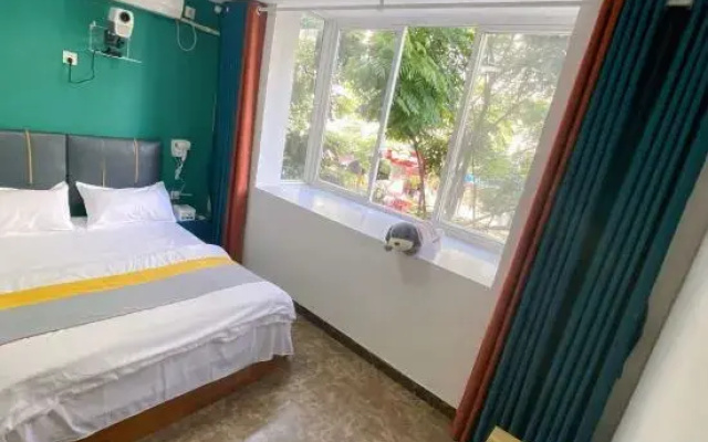 Langtaosha Business Hotel