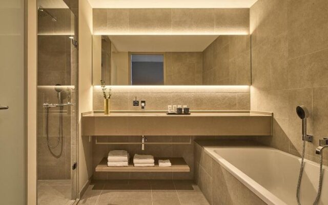 Hotel de Blanke Top