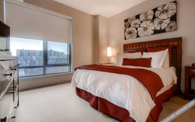 Global Luxury Suites at Harbor East