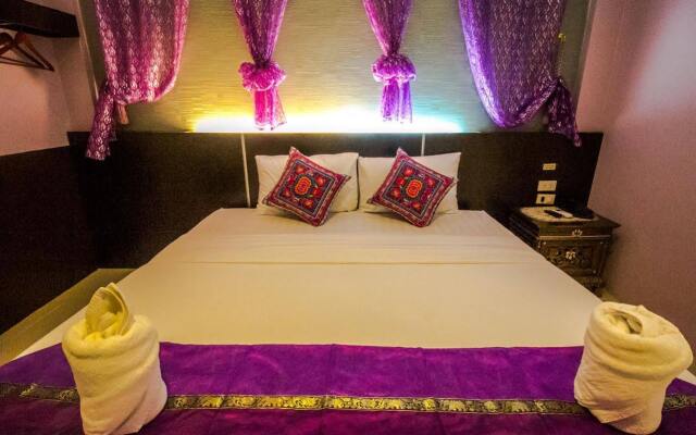 Fai Kham Boutique