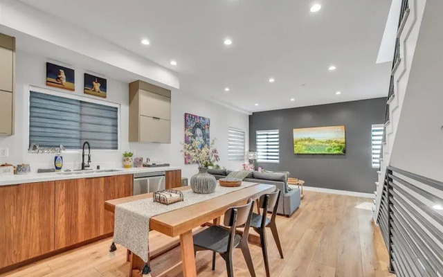 Luxe Townhome | Newly-Built