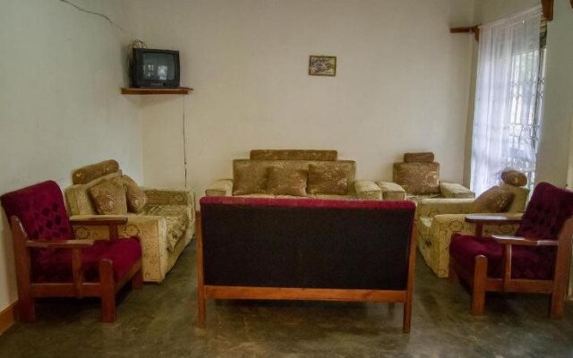 Virunga Campsite and Backpackers
