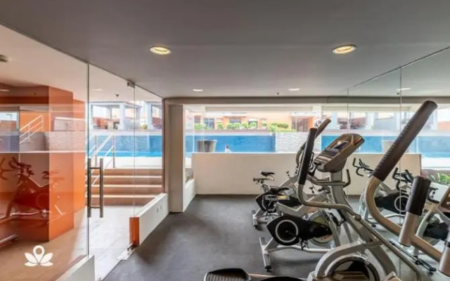 Portovita Tower 2BR 23rd FLR Black Unit W/ Balcony
