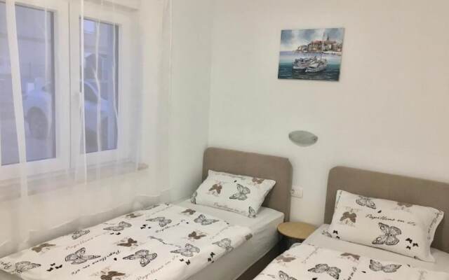 Noel - With Private Pool - A2-prvi kat