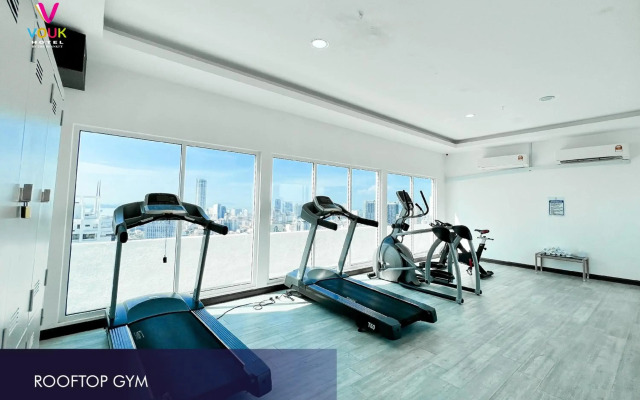 Vouk Hotel Suites