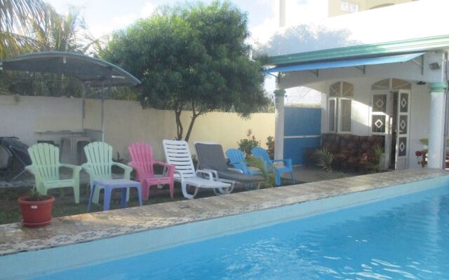 House Private Pool , Wifi, Jacuzzispa ,security Alarm, Canal Near sea