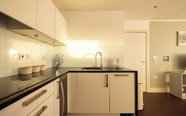 Contemporary Flat In Islington