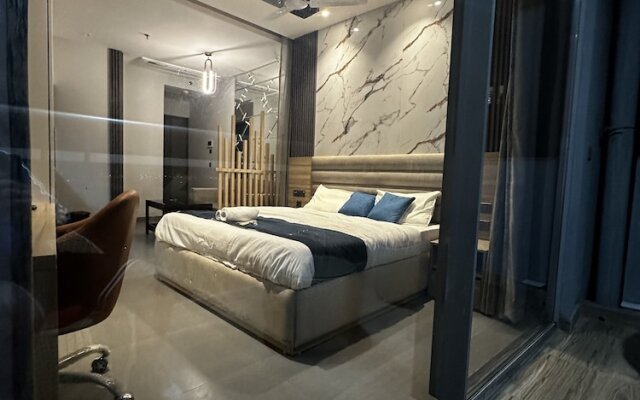 Luxsugero Studios
