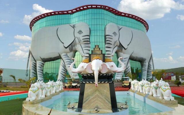 SMG Hotel & Resort