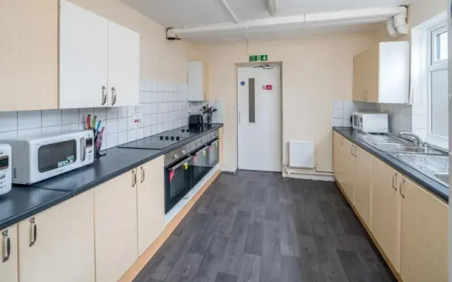 OYO Home 111 Clapham