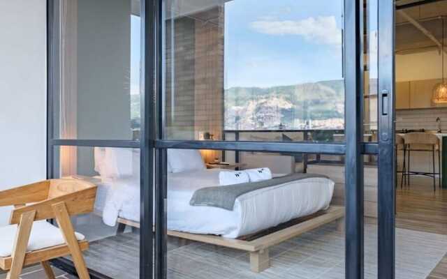 w Beautiful Loft With Balcony in Laureles
