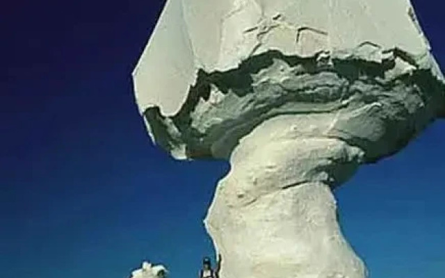 Sandrose Baharia Hotel