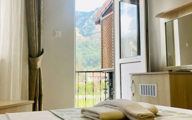 Bybassios Hotel
