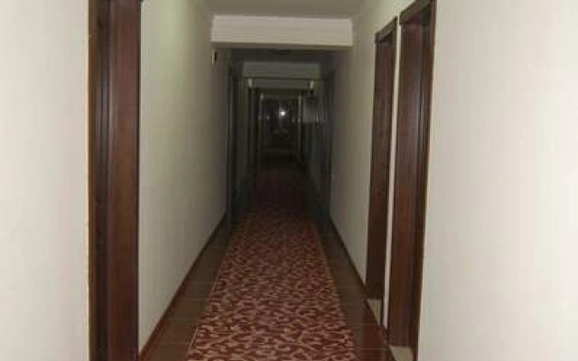 Nasaf Travel Hotel