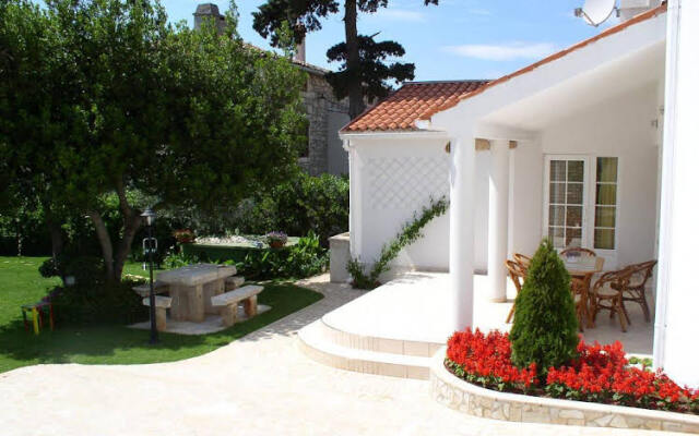 Apartments Paloma Blanca