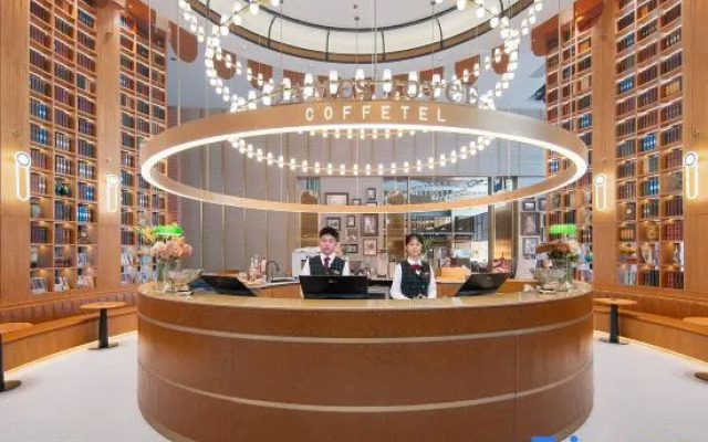 James Joyce Coffetel Hotel (Zhaoqing Qixingyan East Gate Square)