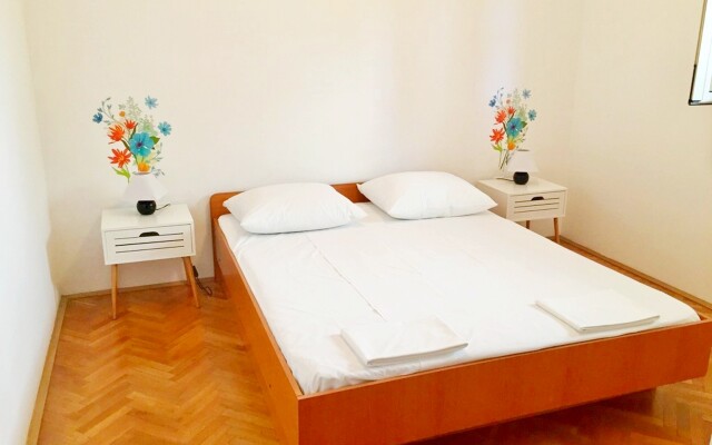 Apartments Iskra Duce