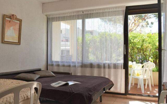 Appartement Bormes-les-Mimosas, 1 pièce, 4 personnes - FR-1-251-394