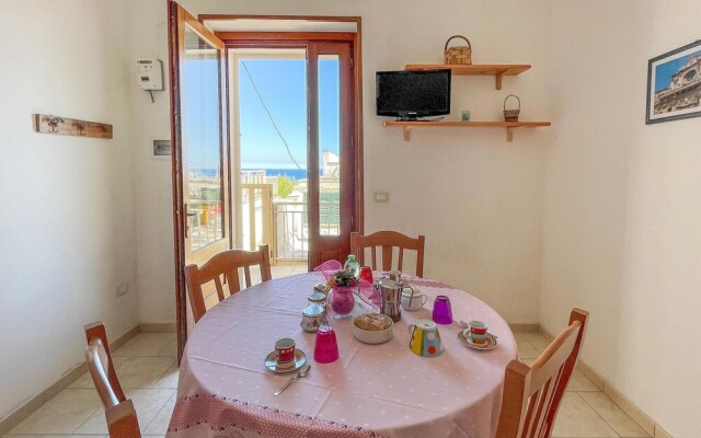 Awesome Home in Castro With 2 Bedrooms