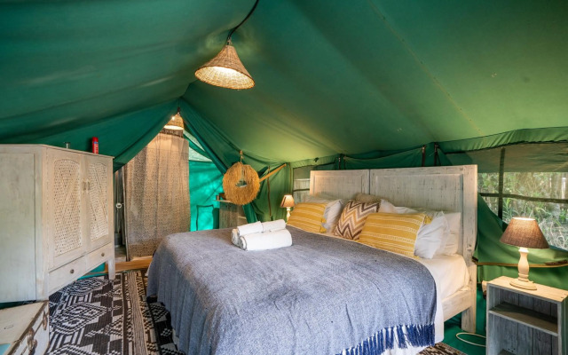 Ol Losowan House, Karen