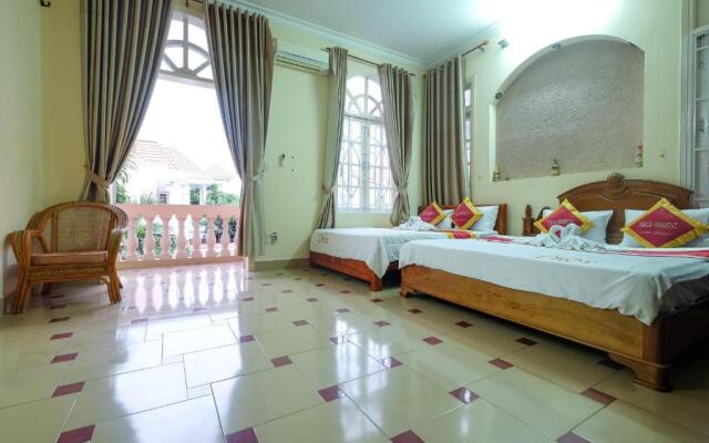 Ruby Villa F1