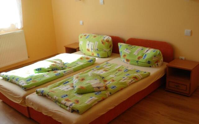 Sunshine Apartment
