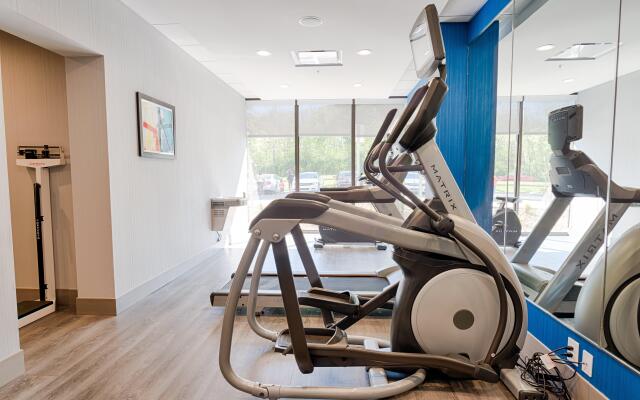 Holiday Inn Knoxville N - Merchant Drive by IHG