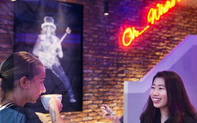 Dash Living on Queen's