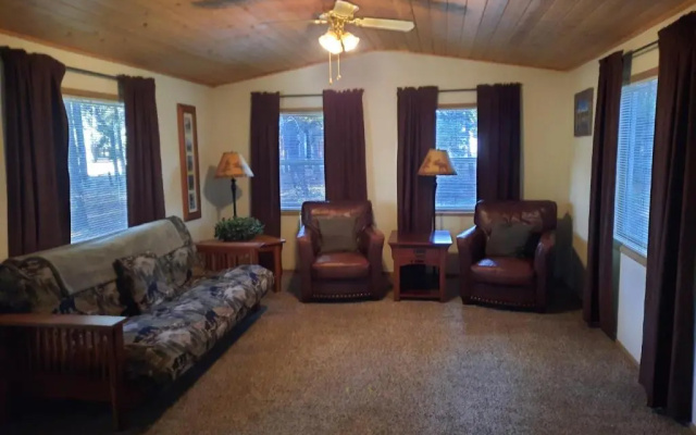 Willamette Pass Inn Chalets
