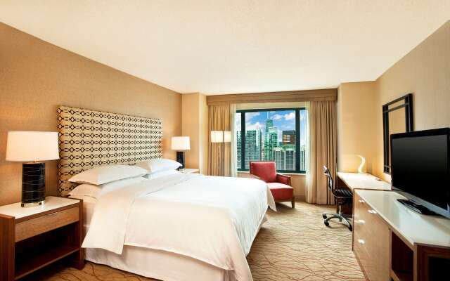 Sheraton Grand Chicago Riverwalk