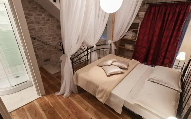 Carpe Diem Apartments