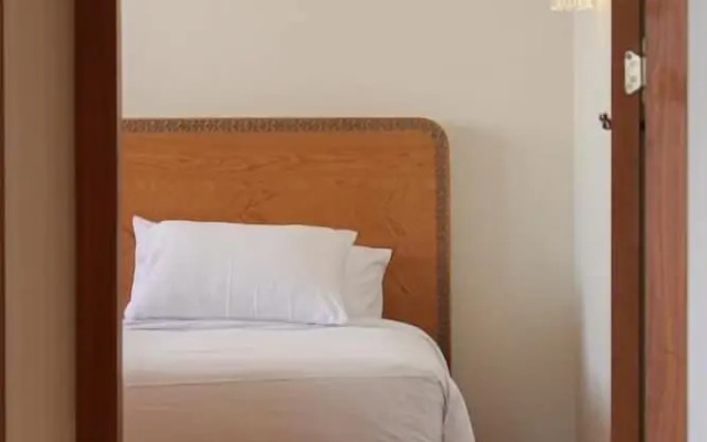 Sahara at Lake View Residence