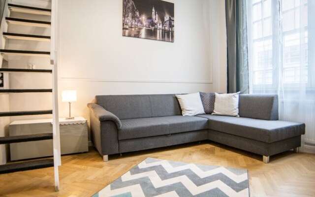 City Lights Apartments - Topolowa 48