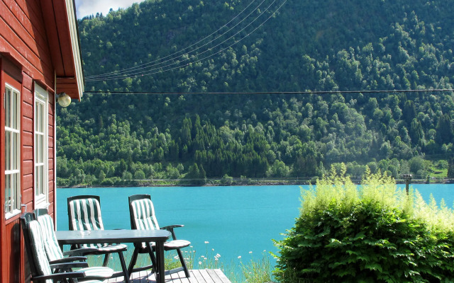 Holiday Home Pærehagen (FJS297)