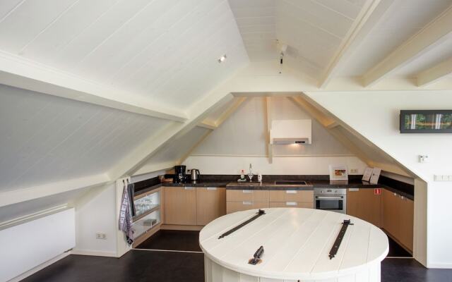 Lush Holiday Home in Oeffelt with 2 Saunas & Hot Tubs