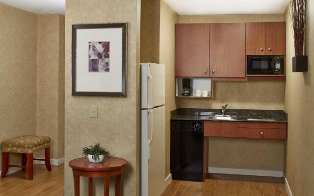 Homewood Suites by Hilton Chicago-Lincolnshire