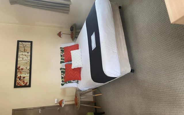 Marriott Park Motel