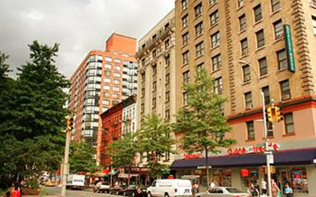 Hotel Newton