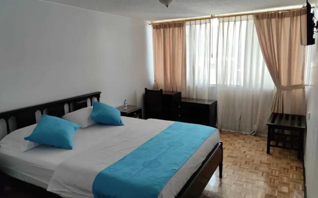 Val Hotel Santamaria Quito