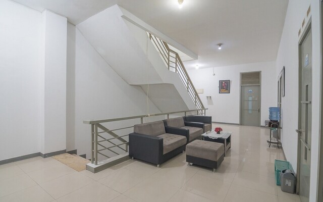 Populair Hostel by RedDoorz