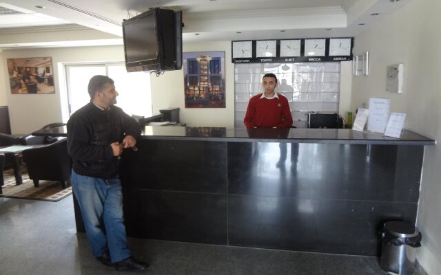 Tamrah Suites Hotel