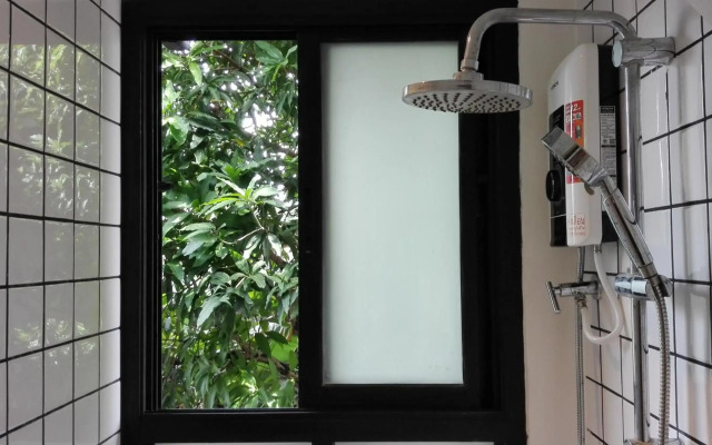 Trat 101 Hotel