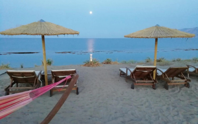 Vina Beach Hotel