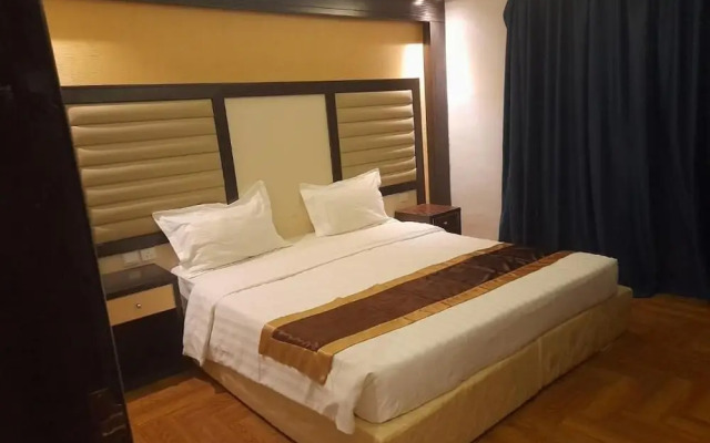 Mera Park Hotel