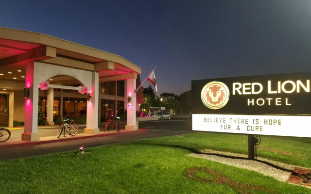 Red Lion Hotel Redding