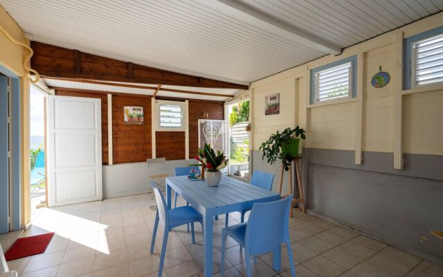 House With One Bedroom In Riviere Salee With Enclosed Garden And Wifi 6 Km From The Beach