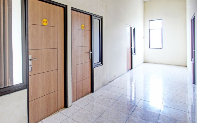 Capital O 93244 Angkasa Inn