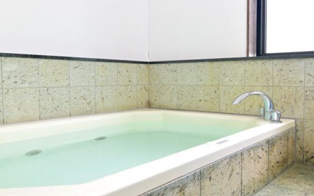 Sasaya Ryokan – Bathroom – Kitakata