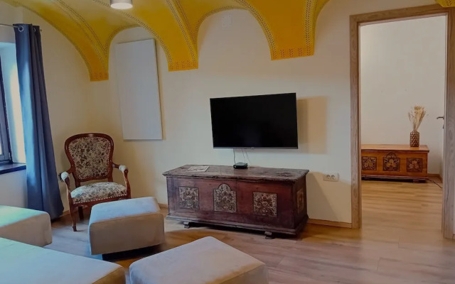 Vila Radolca Apartments and Rooms