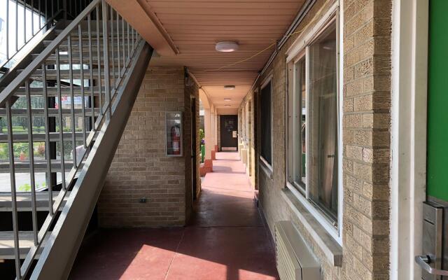 Americas Best Value Inn - Barrington